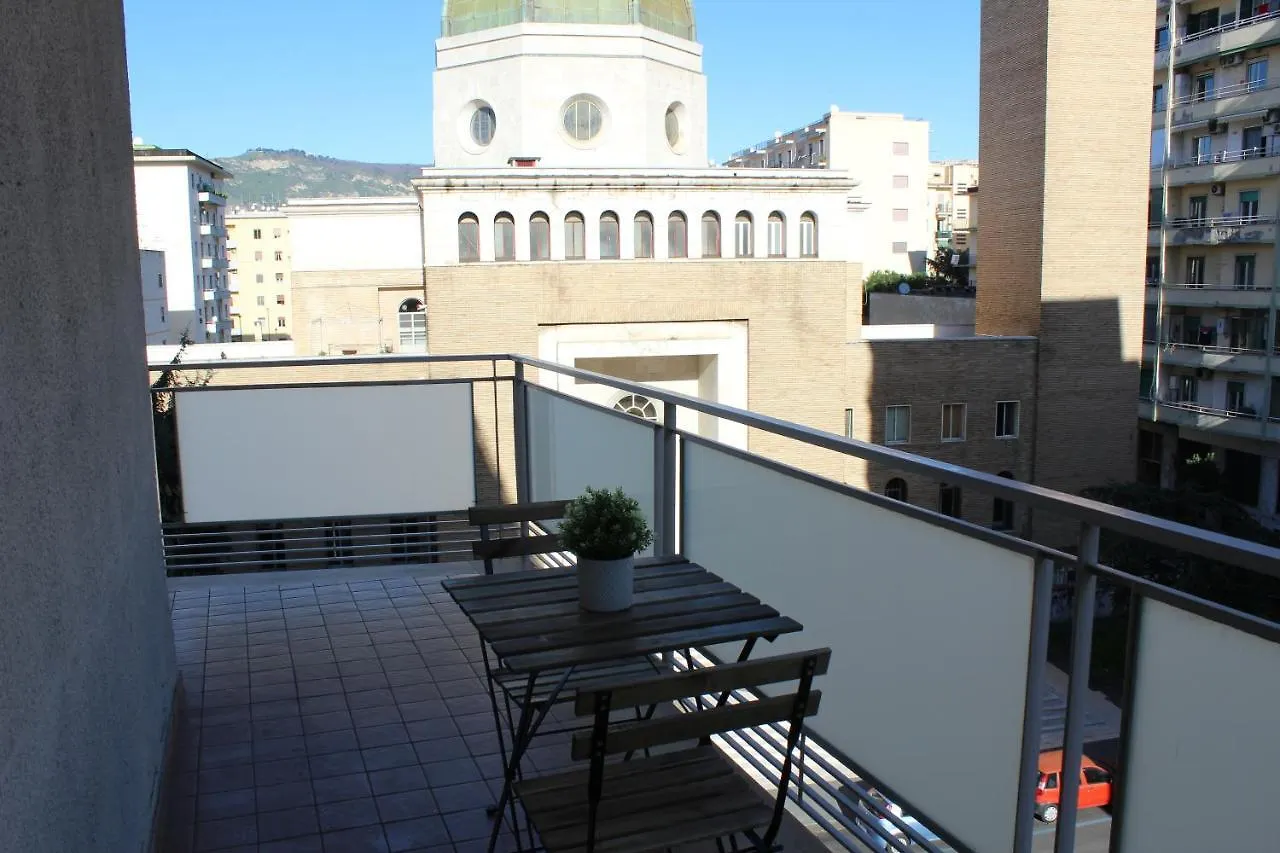 San Vitale House Napoli 0*,